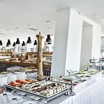 Vacationclub - Ultra Marine Apartament 53